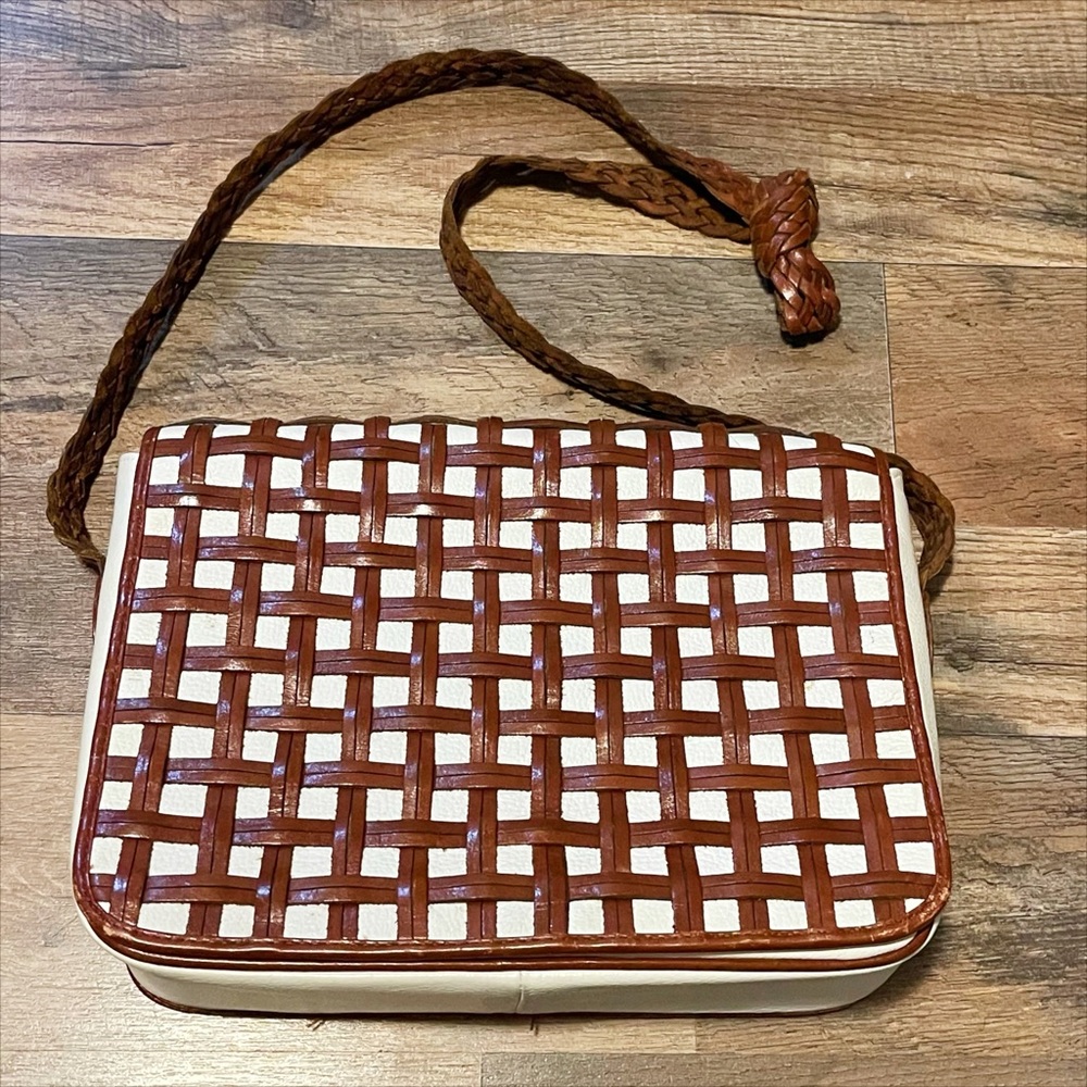 Vintage |  L & S Collection Woven Leather Crossbody Bag Cream & Brown